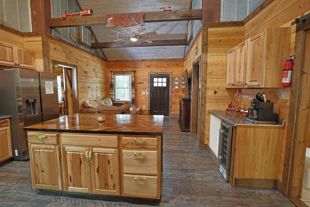 Rustic Modern Cabin With Hot Tub Near Rafting And Great Smokey Mountains Брайсон-Сити Экстерьер фото